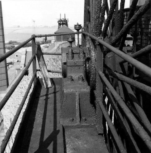 Sth pit RH sheave 1970 bw -m
