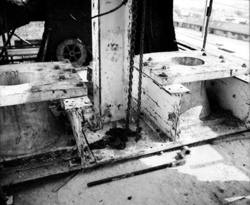 new Sth pit detaching bells 1971 bw